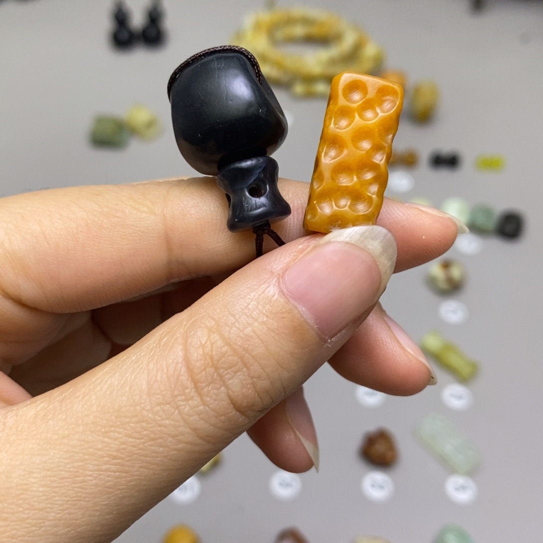 ****子蛇纹石玉未镶嵌配饰