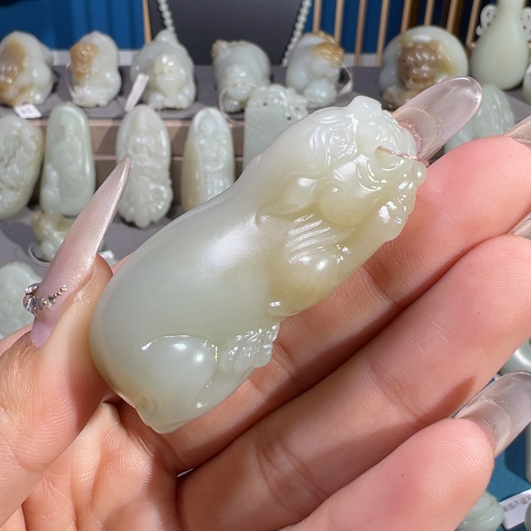 和田玉（糖玉）未镶嵌颈饰