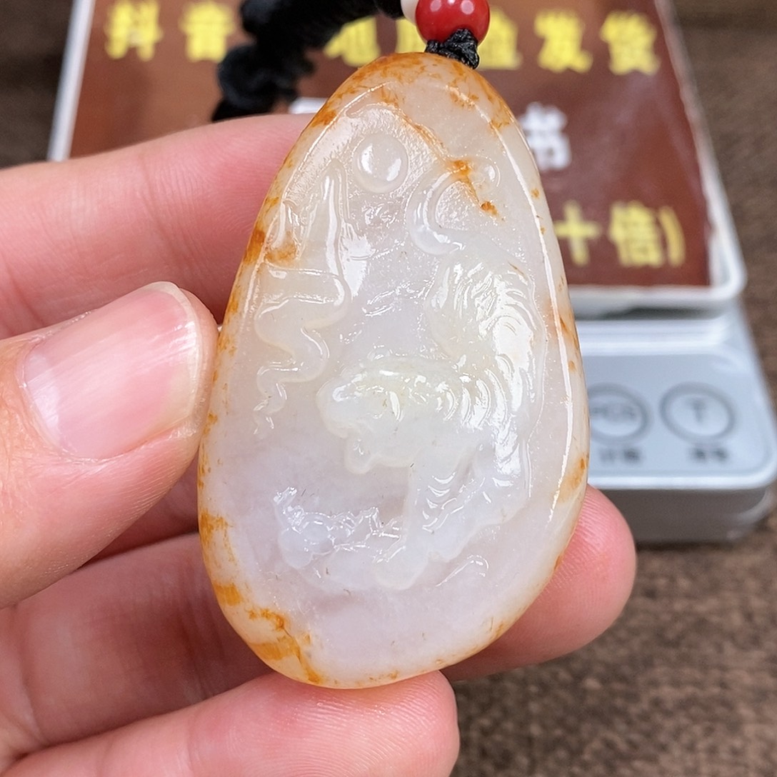 和田玉颈饰未镶嵌