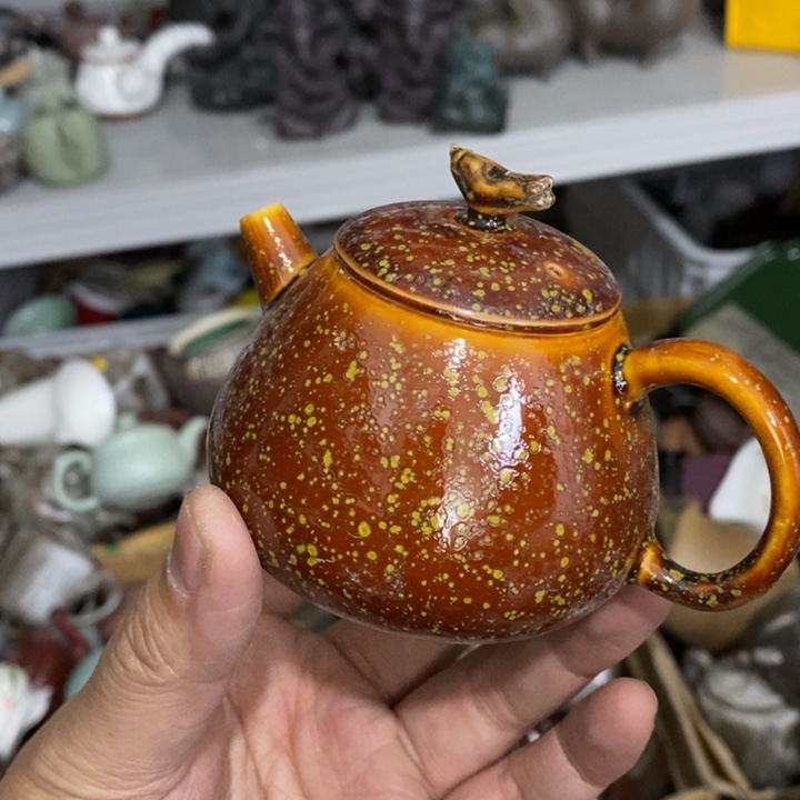 陶瓷艺术品及陶瓷壶