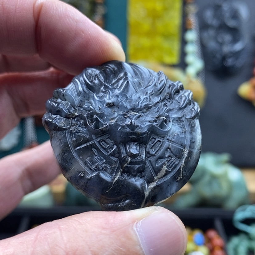 【闪购商品】未镶嵌蛇纹石玉吊坠