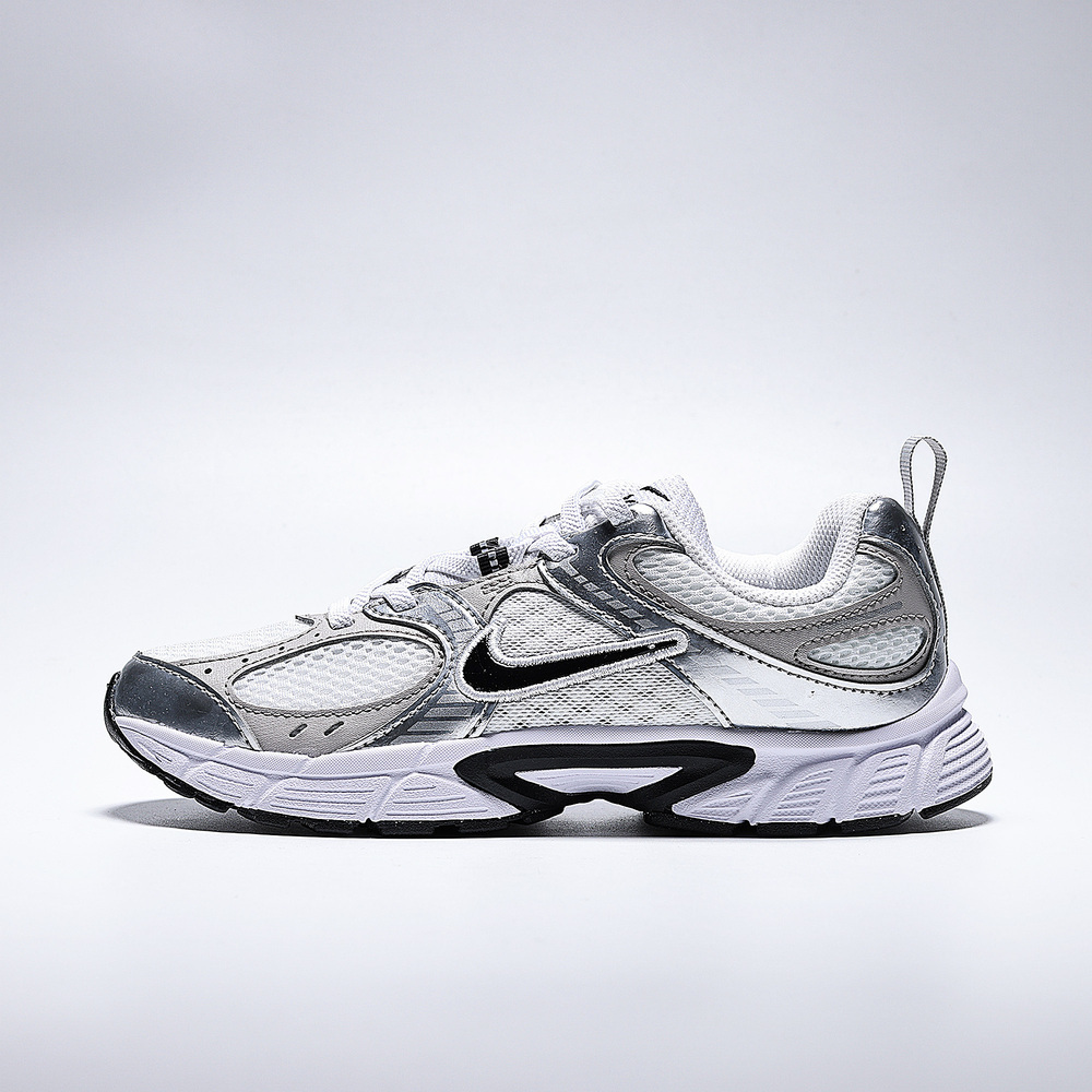 NIKE耐克2025中童NIKE V5 RNR (PS)儿童经典时尚运动鞋HQ6412-100