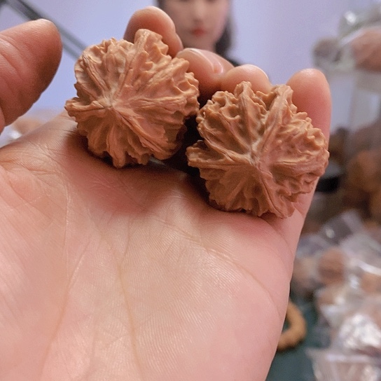【闪购商品】把件文玩核桃34歧山三棱
