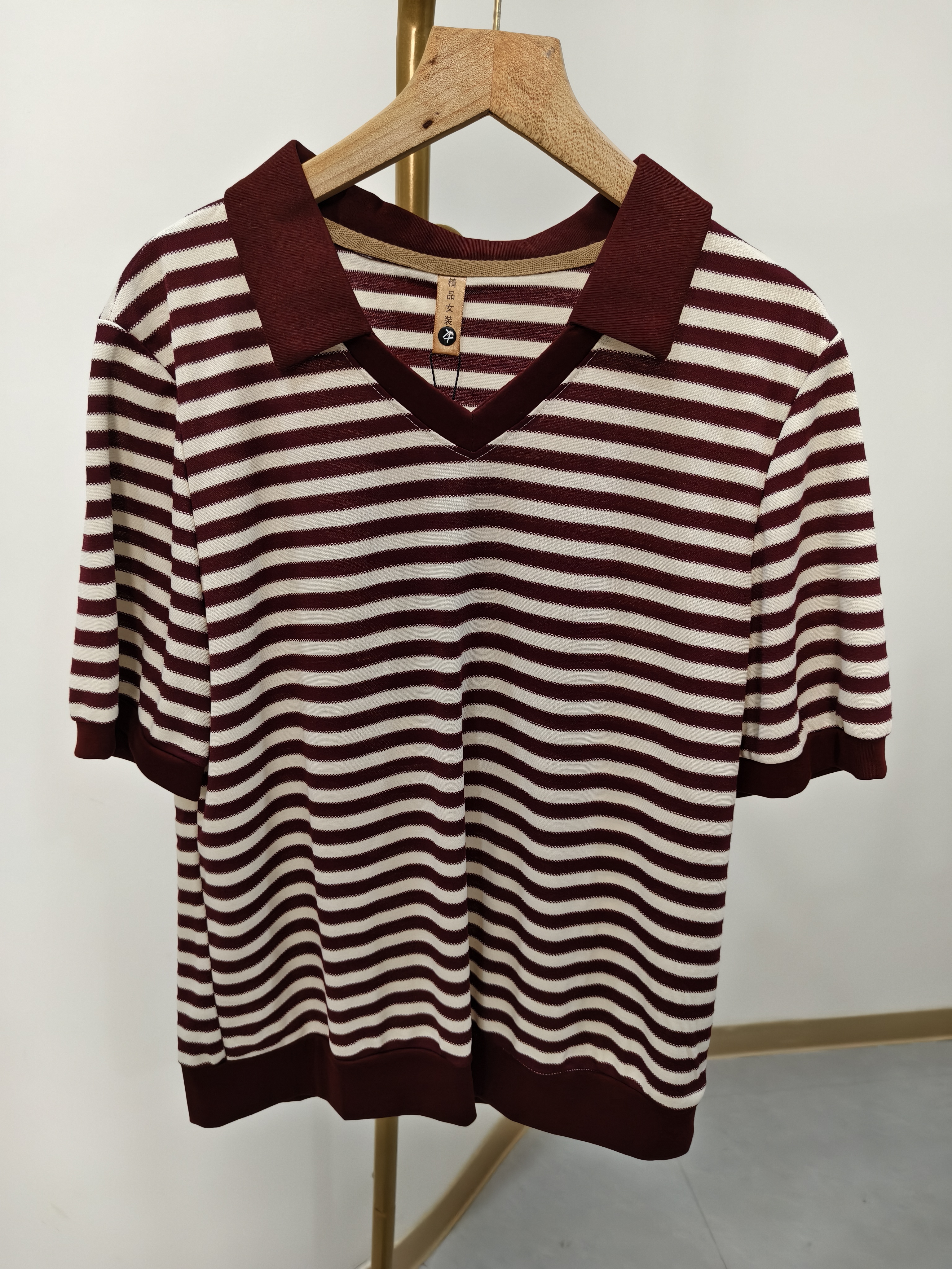 W1445条纹翻领针织女短袖短款T恤时尚套头
