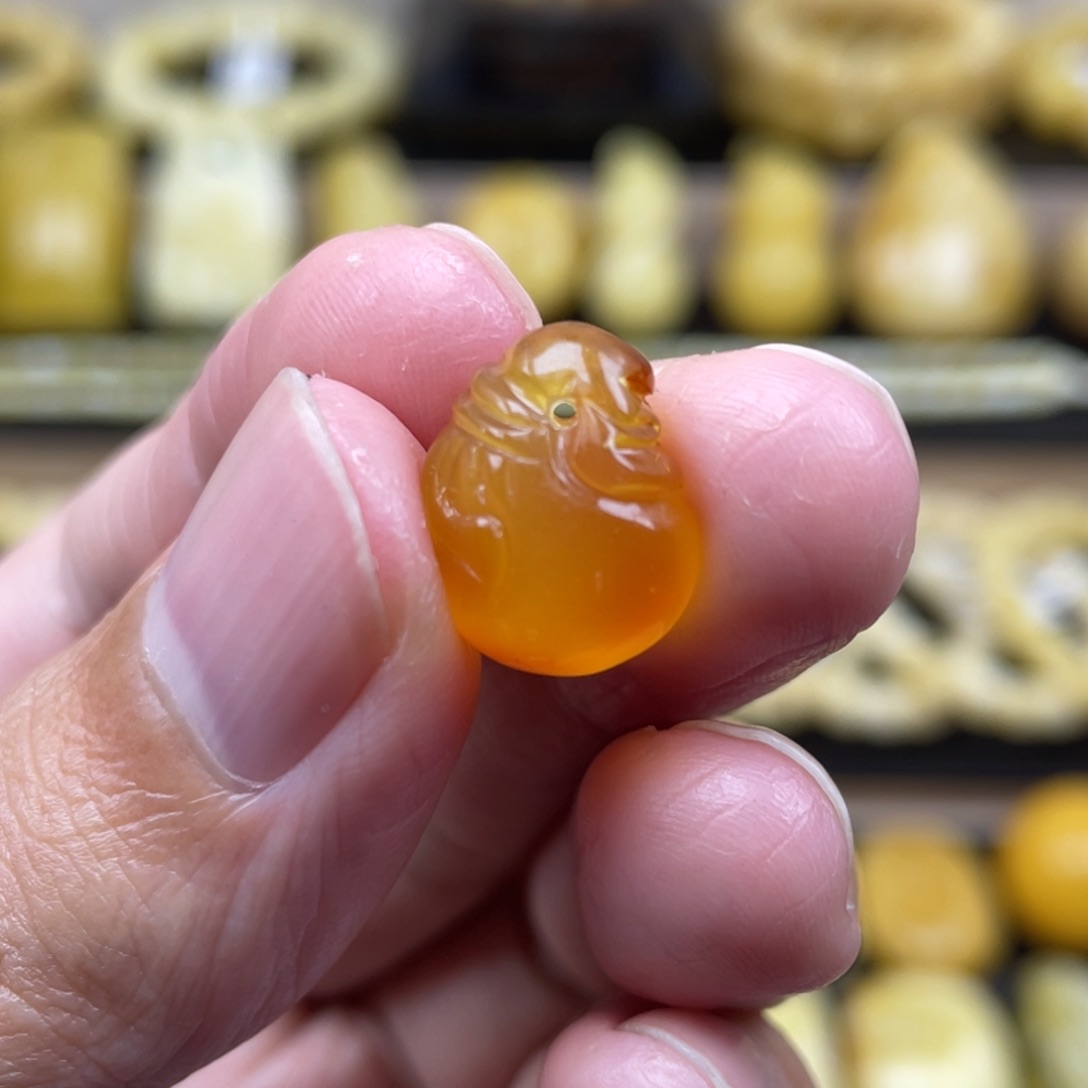 琥珀裸石未镶嵌琥珀蜜蜡