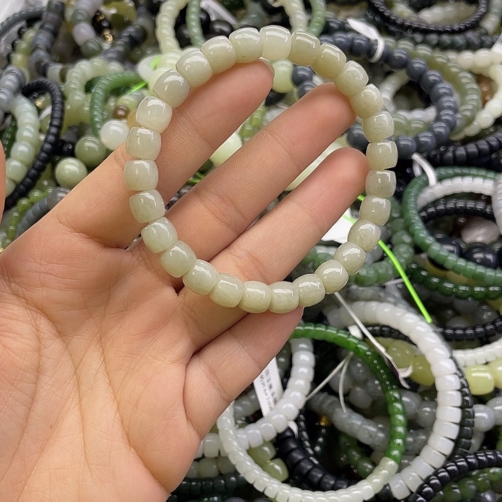 和田玉未镶嵌手串