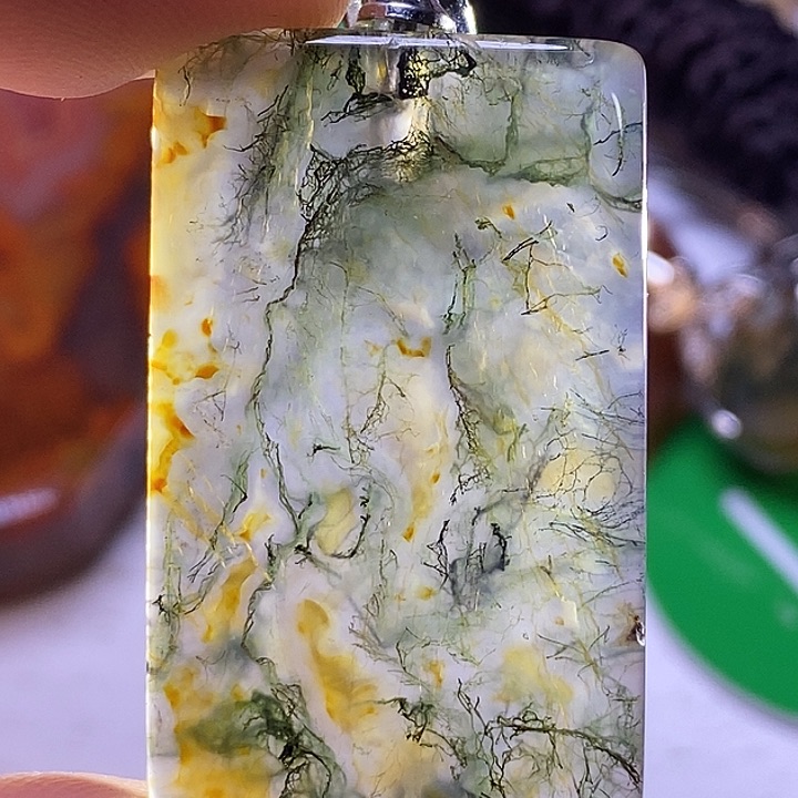 玛瑙/玉髓颈饰未镶嵌