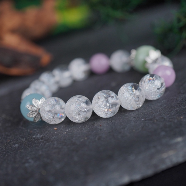 《闪耀星河》白阿塞海蓝宝水晶手串调节情绪提升自信10咪