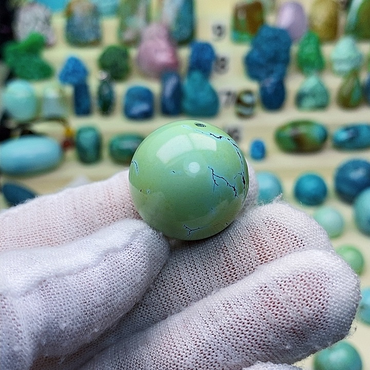 绿松石配饰未镶嵌