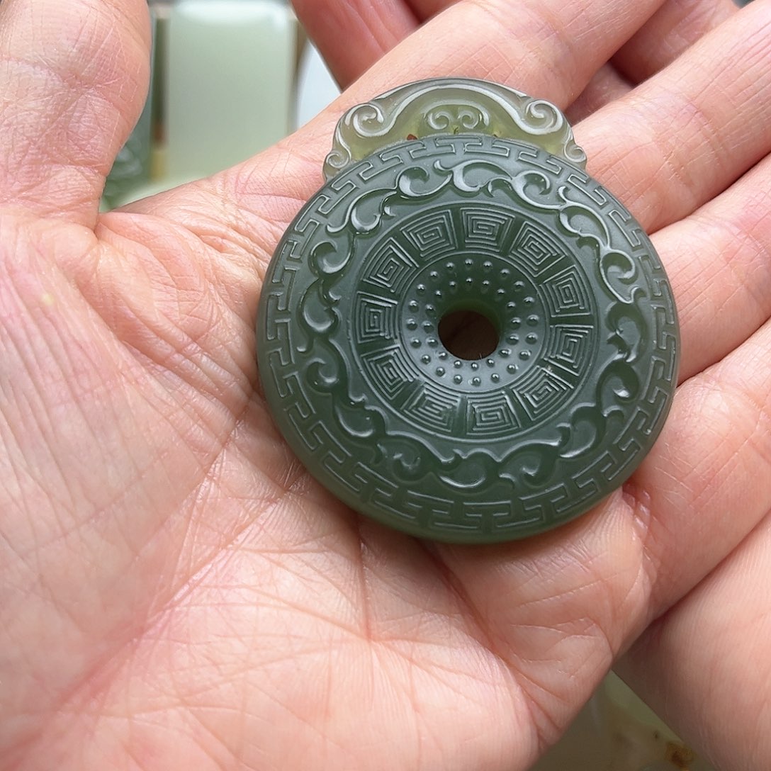 和田玉挂件未镶嵌