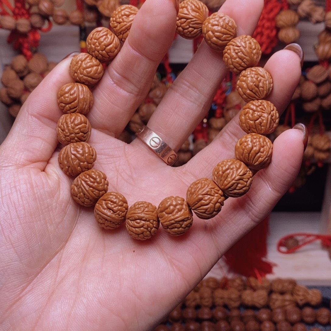 吊坠桃核龙纹桃枭