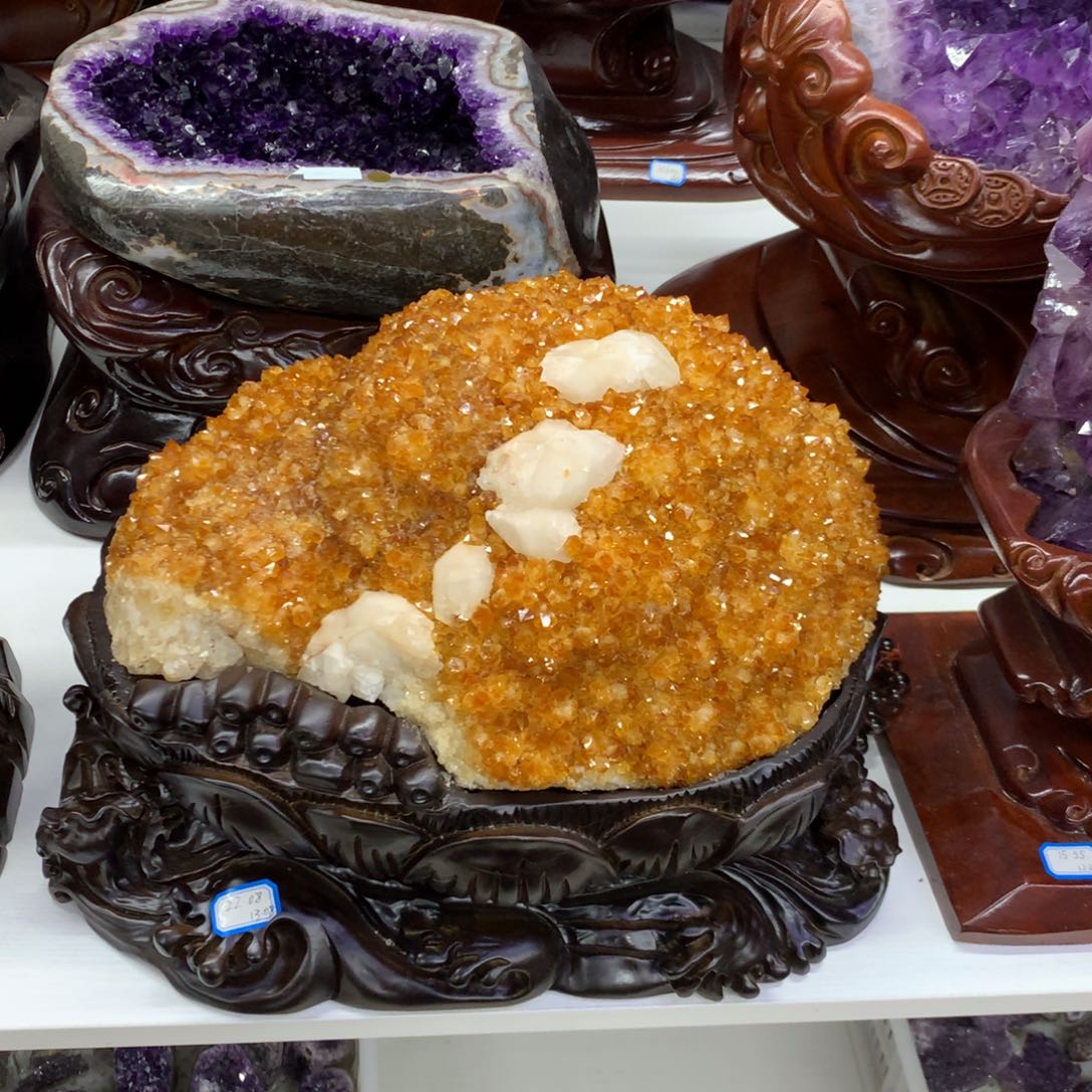 水晶大型摆件（非配饰）未镶嵌莹