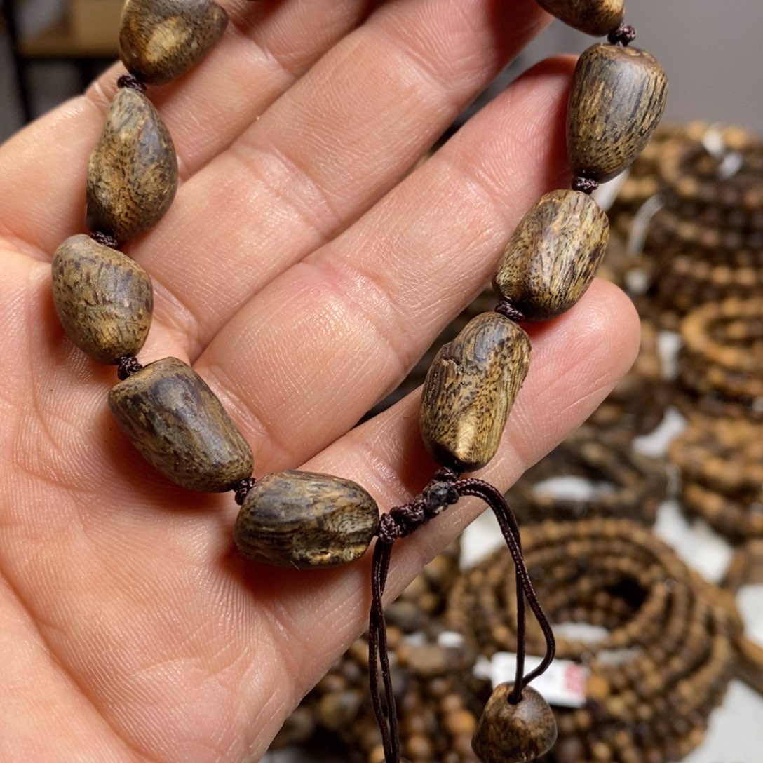 沉香手串晨*沉水树丁单圈手串