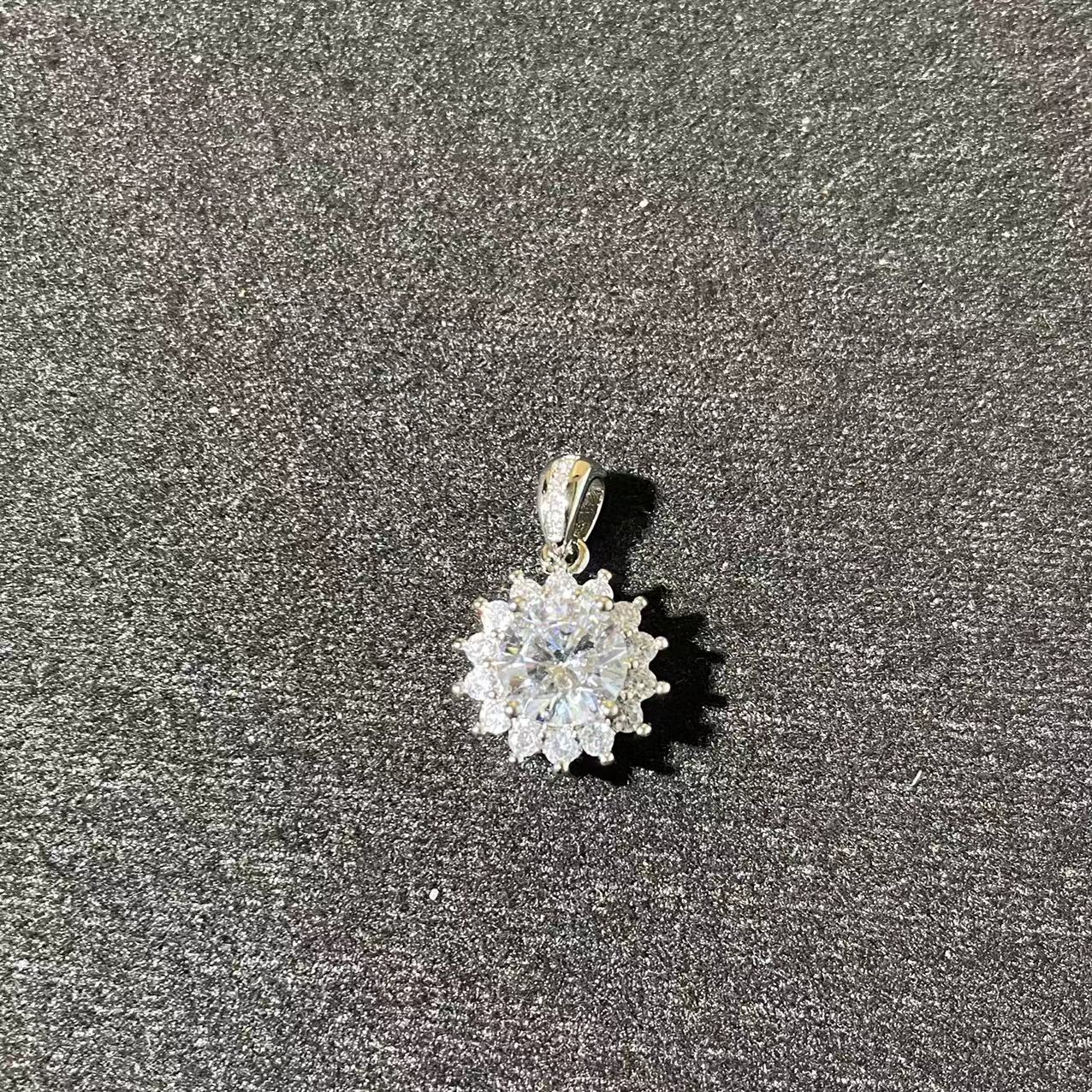 【蜜妃高订】SMB-278时尚设计吊坠多样性发一件