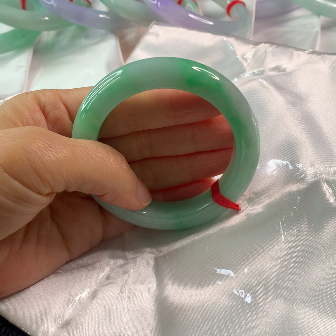 淡***藝翡翠未镶嵌手镯翡翠手镯54.6