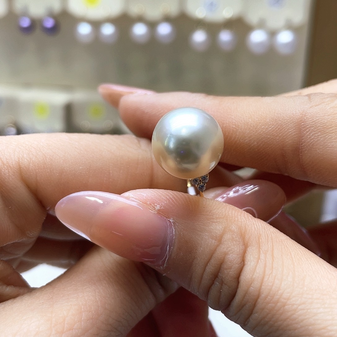 海水珍珠戒指18K金镶嵌
