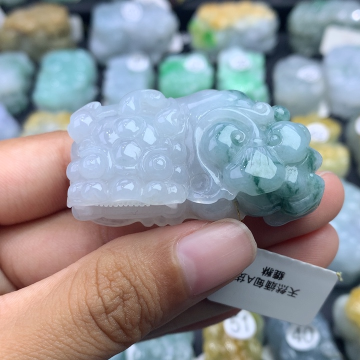 翡翠颈饰未镶嵌天然缅甸翡翠