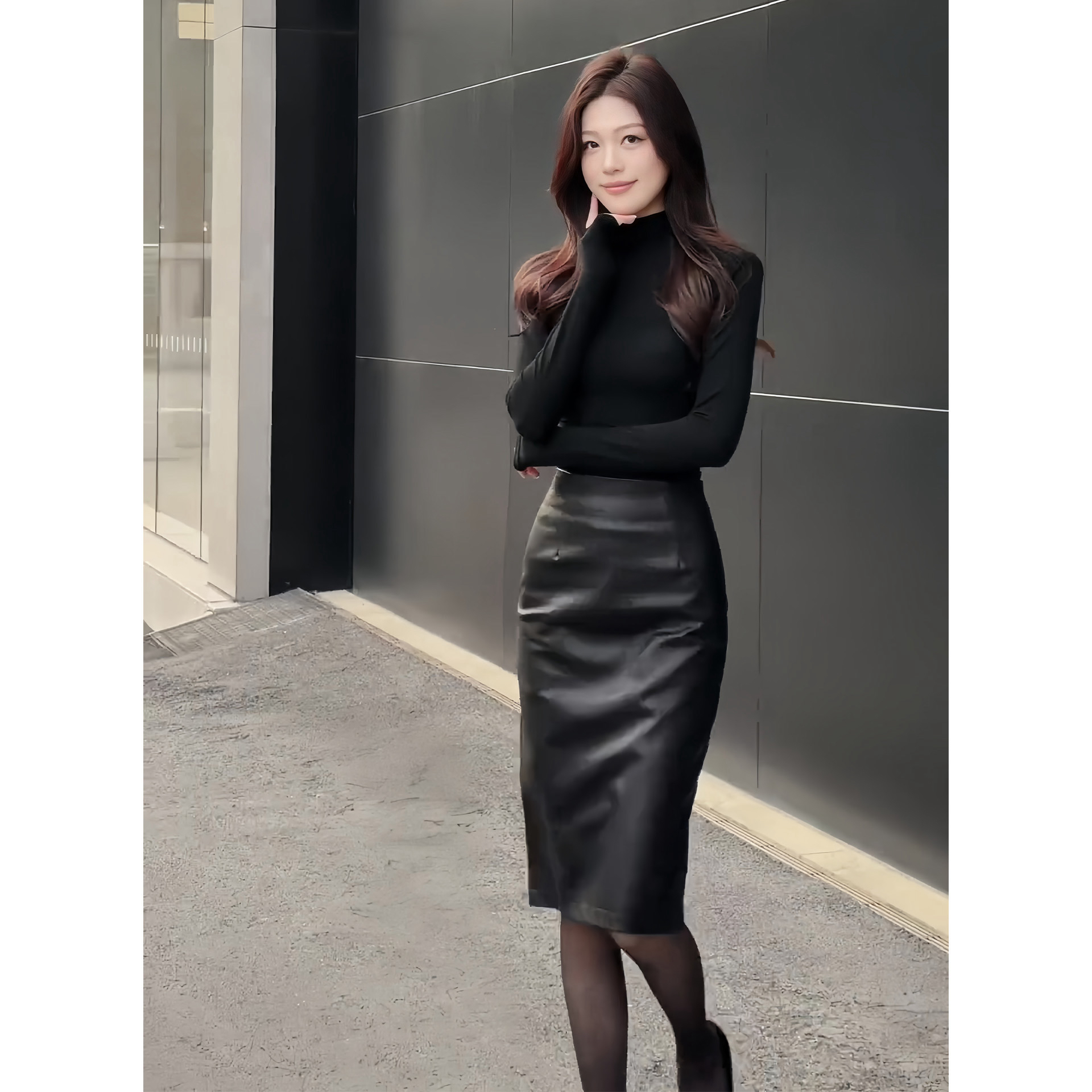 2026性感纯欲高腰修身显瘦黑色皮制半身包臀裙加黑色加绒打底套装