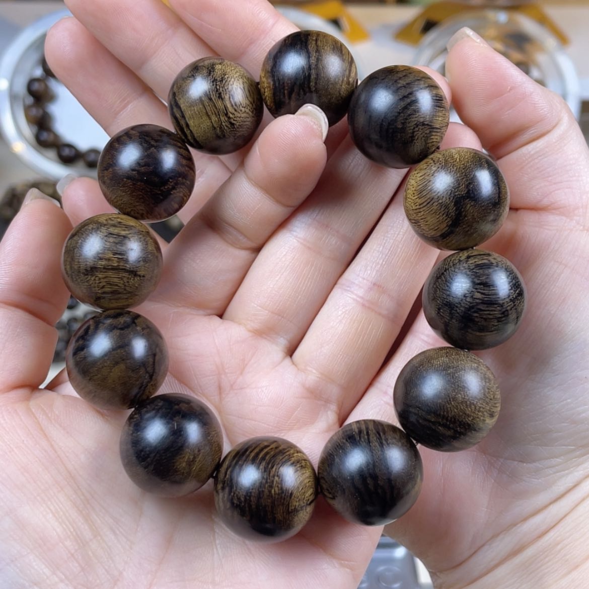 【闪购商品】沉香手串海*越南芽庄白棋楠留疤