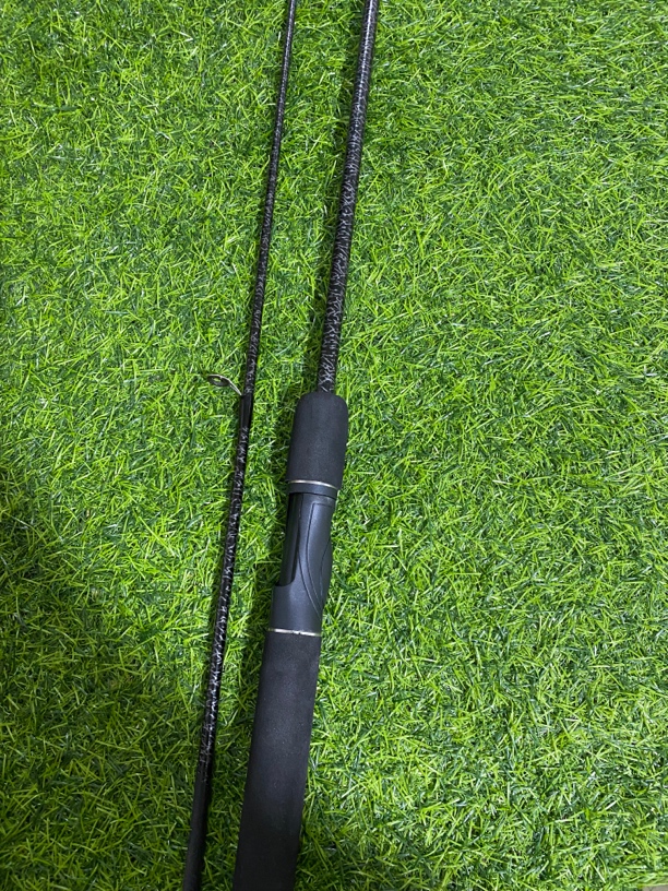 路亚杆一支（单只路亚杆）