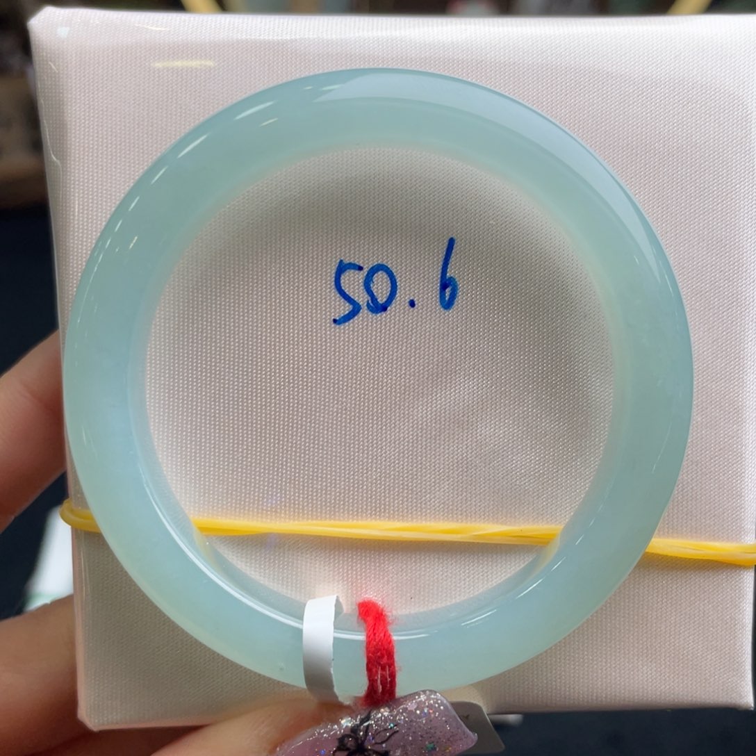 翡翠未镶嵌手镯翡翠手镯