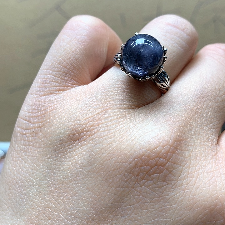 水晶水晶戒指银S925镶嵌豆****瓣