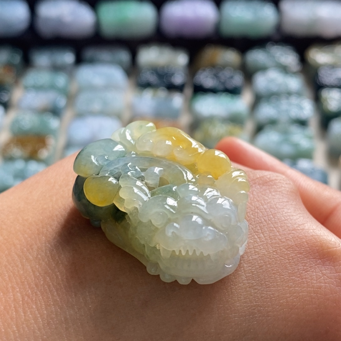 翡翠未镶嵌颈饰天然翡翠貔貅吊坠