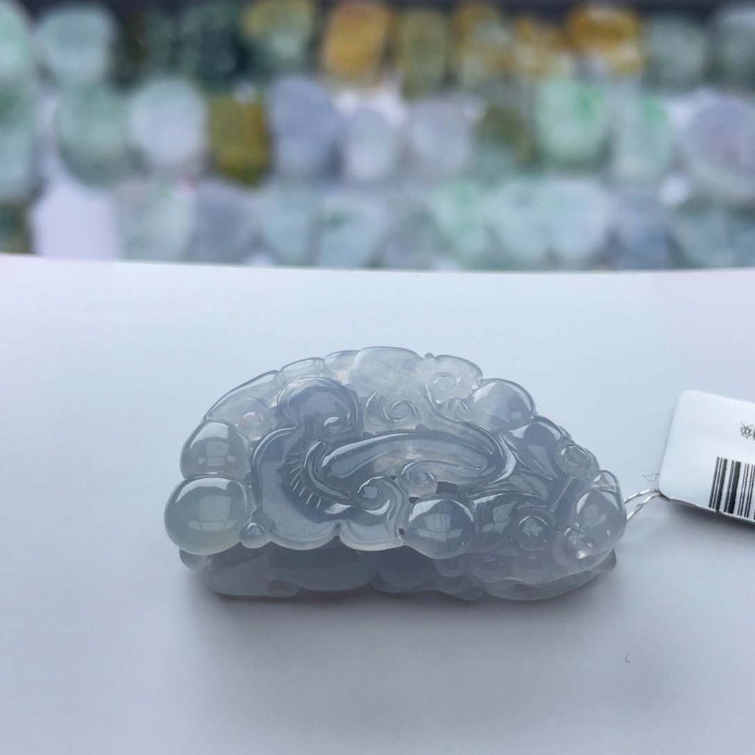 翡翠颈饰未镶嵌貔貅