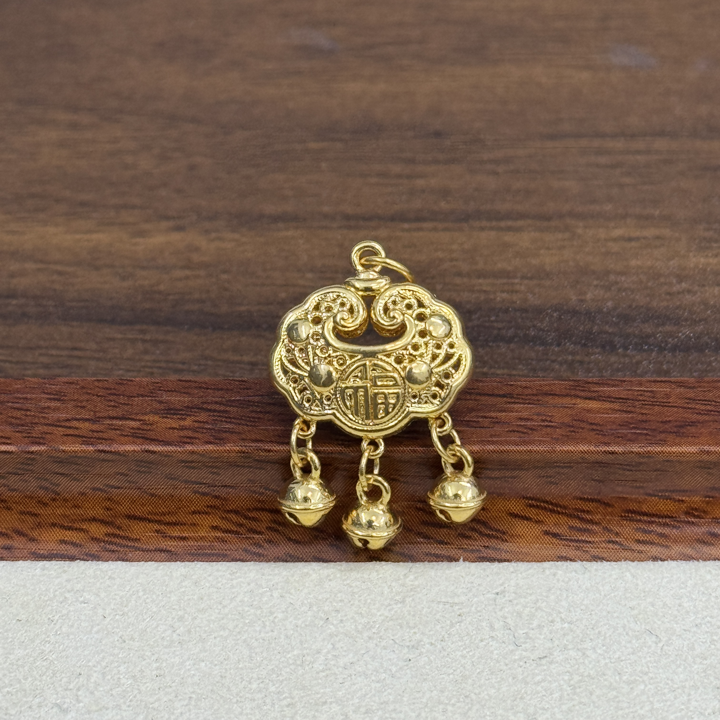 君潮黄金足金999铃铛锁包DP1323