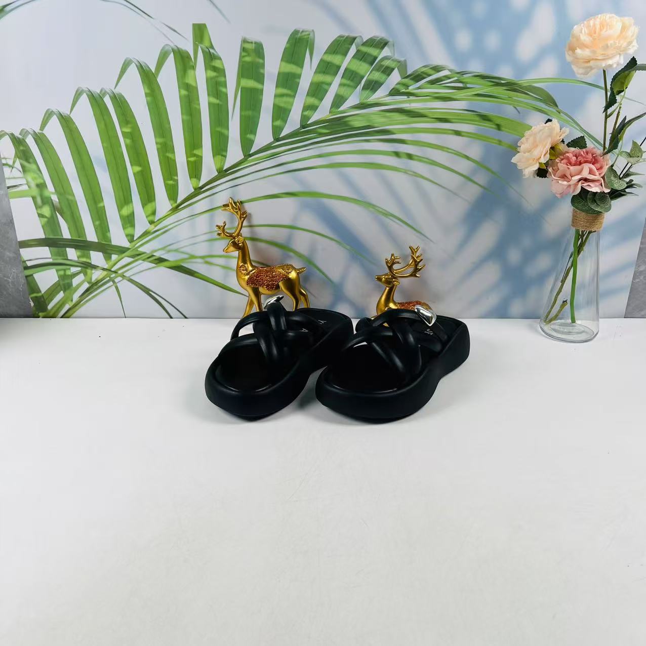 小强家女鞋 芽儿家新款百搭女拖鞋（Y892-48-2  ）（W34AYV2644301）