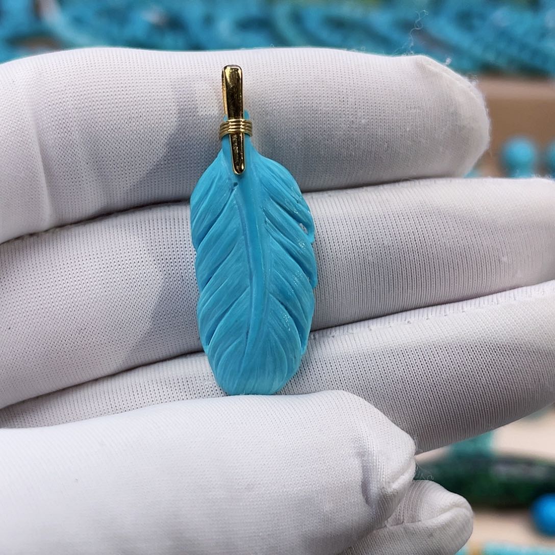 绿松石珠宝奇石18K金镶嵌