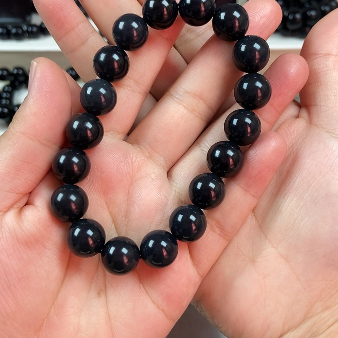 和田玉（墨玉）卡12入门级圆珠手串未镶嵌