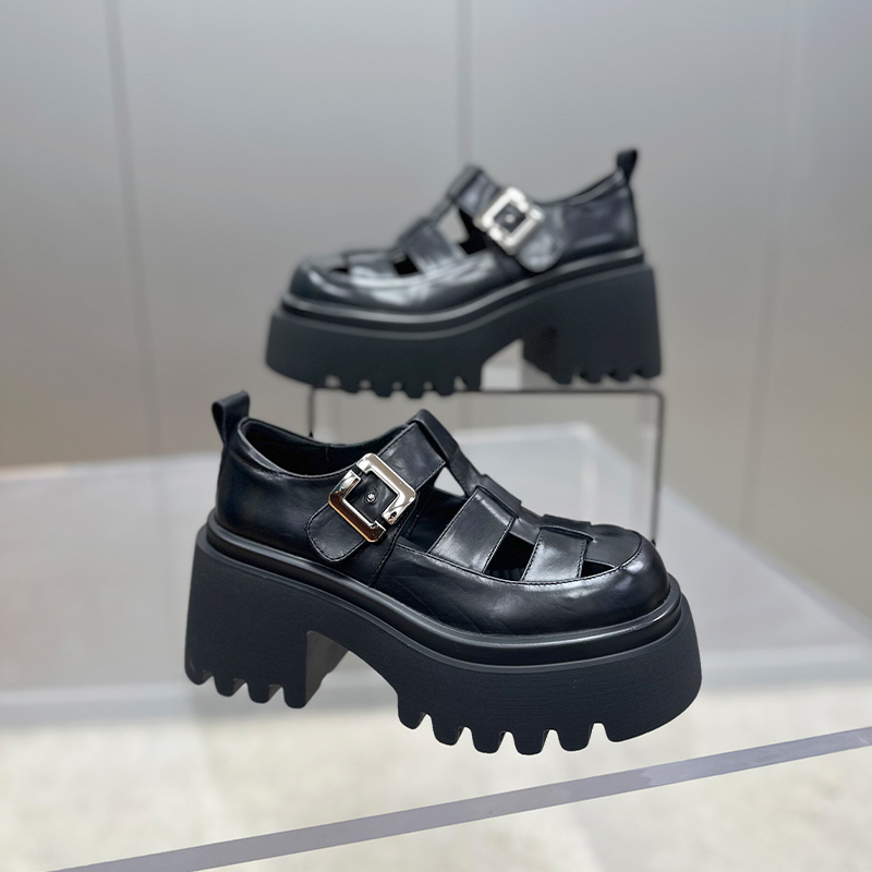 【左右华菲】8cm松糕厚底胎牛皮包头罗马凉鞋2025新超火黑色猪笼鞋