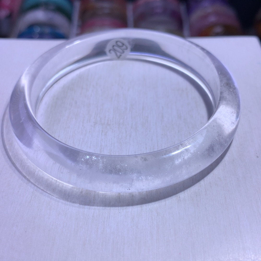 未镶嵌水晶手镯白水64.7圈209