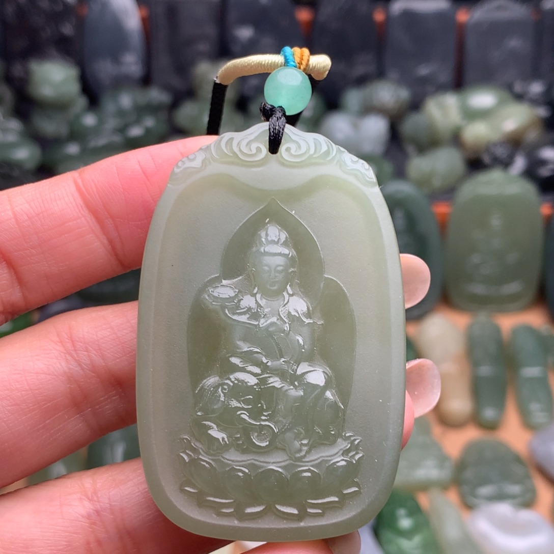 颈饰未镶嵌和田玉挂件24