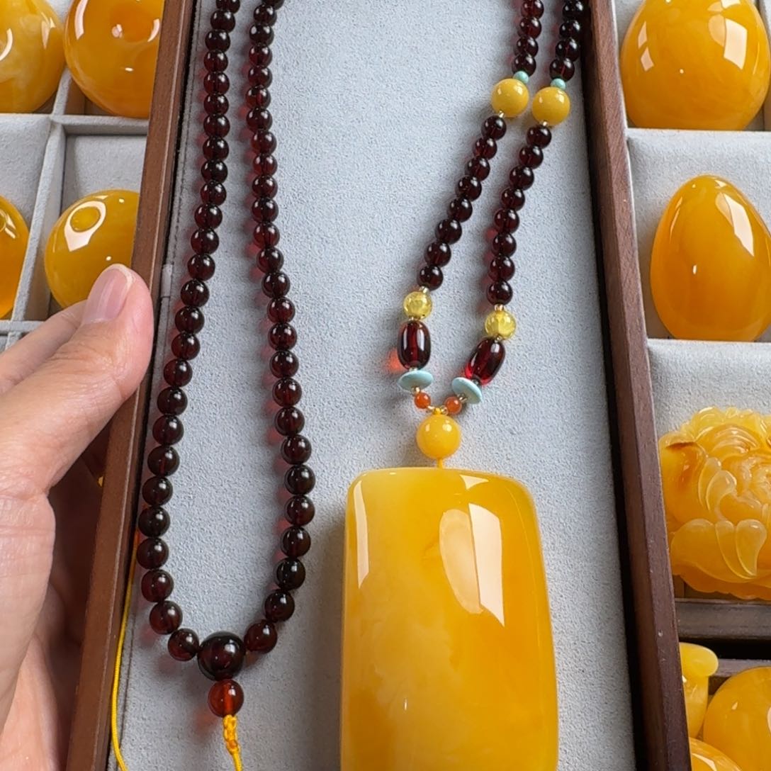 蜜蜡毛衣链未镶嵌