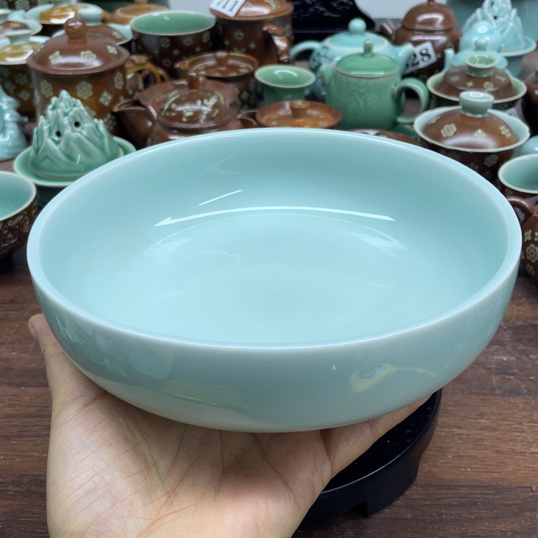 微瑕特价18*5厘米青瓷