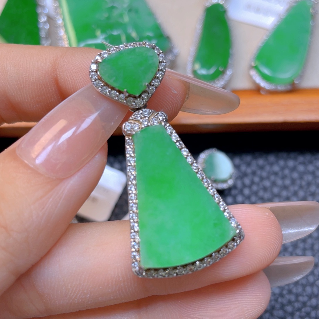 【闪购商品】翡翠银S925镶嵌吊坠(不含链)翡翠