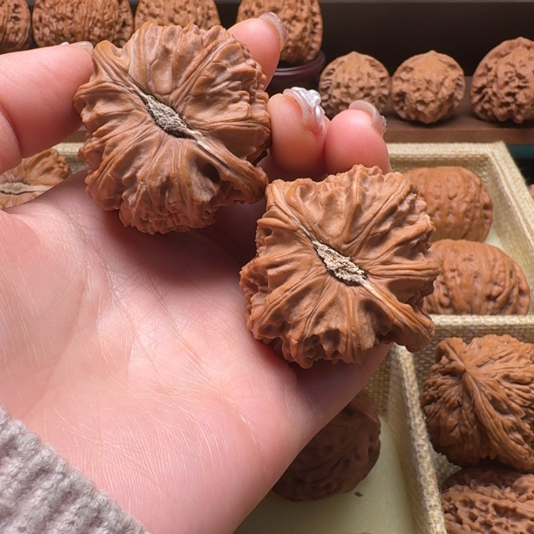 吊坠文玩核桃43精修白狮子