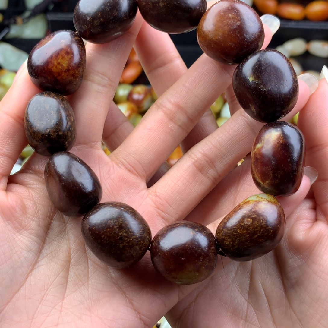 何***两和田玉未镶嵌手链