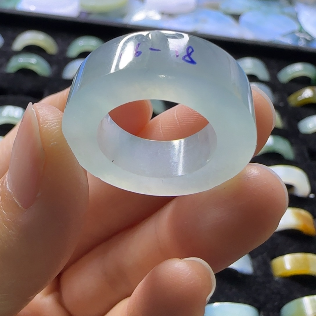 定制翡翠未镶嵌定制
