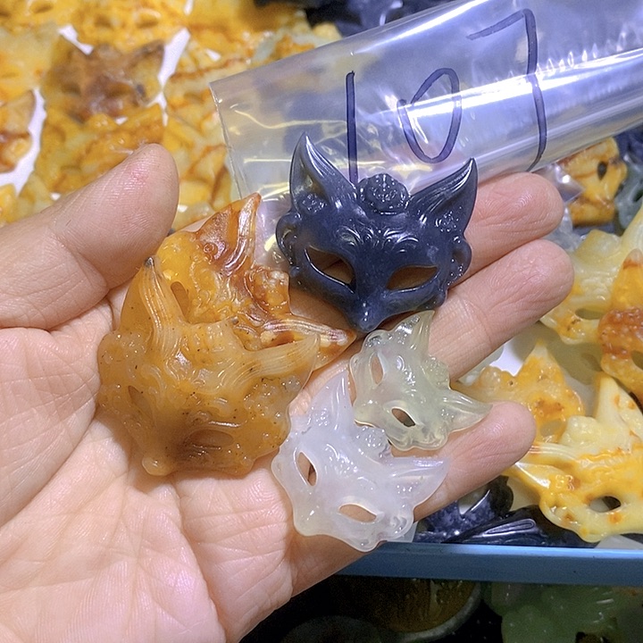 蛇纹石玉颈饰未镶嵌好***伴107