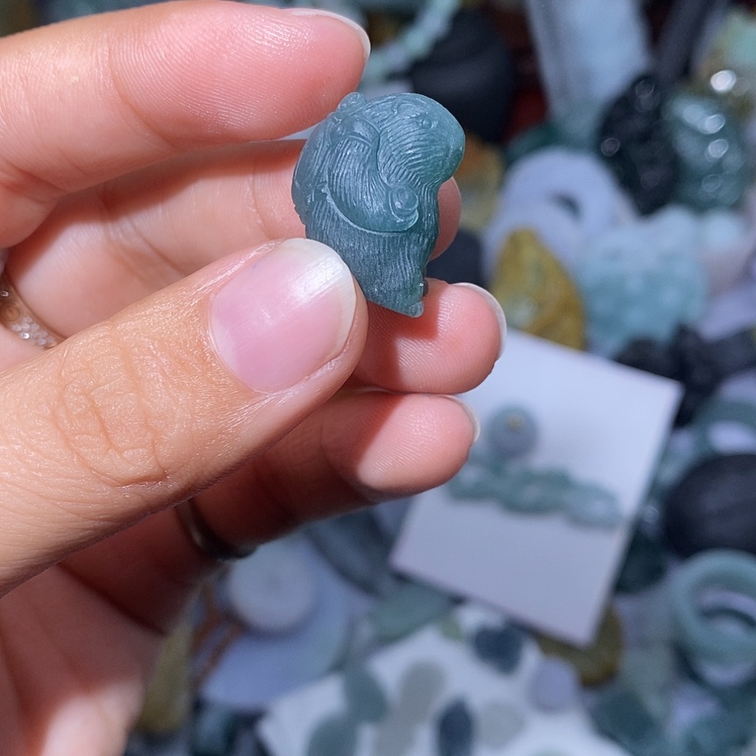 定制翡翠未镶嵌翡翠