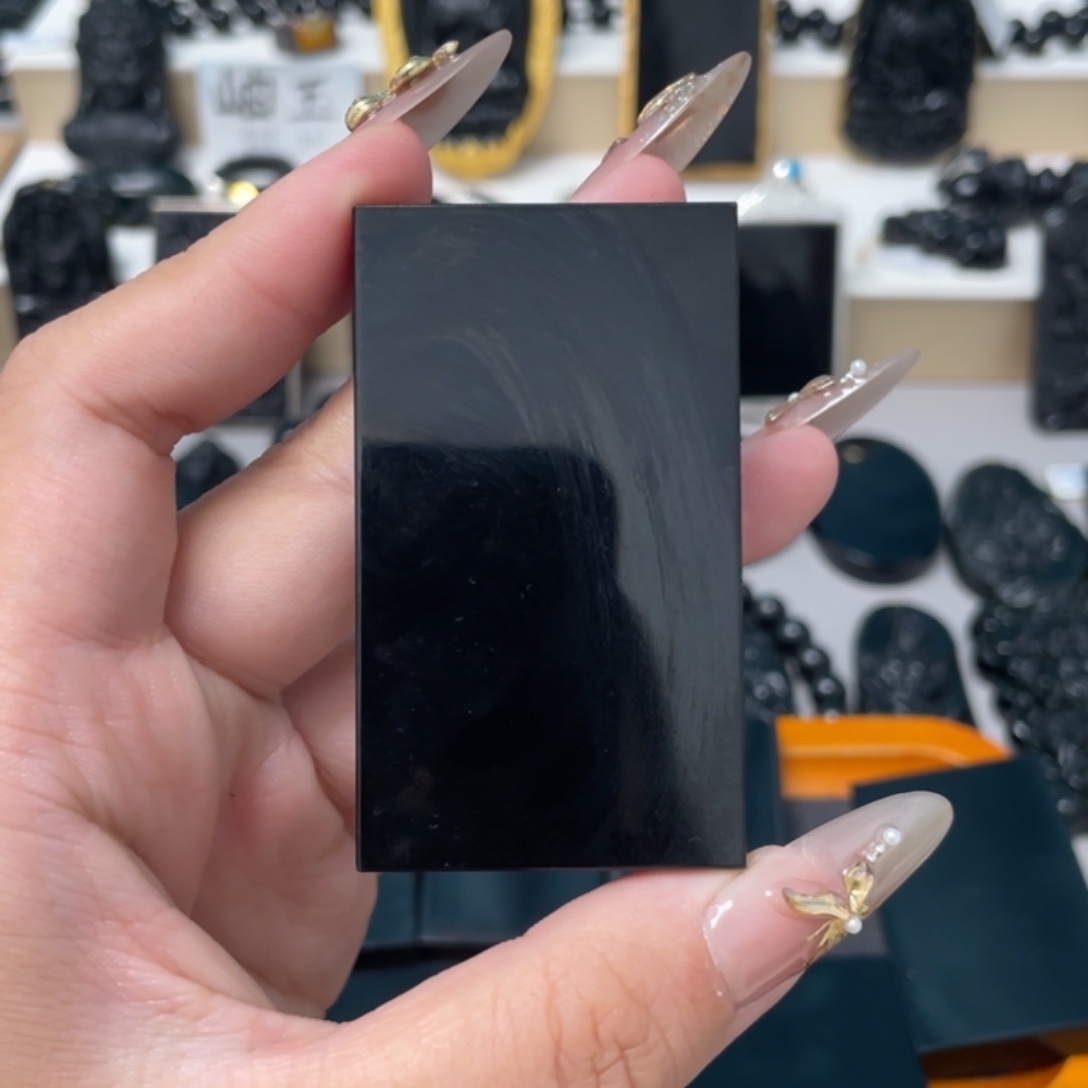龙***L未镶嵌蛇纹石玉吊坠