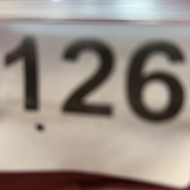 瓷片直接去拍。      