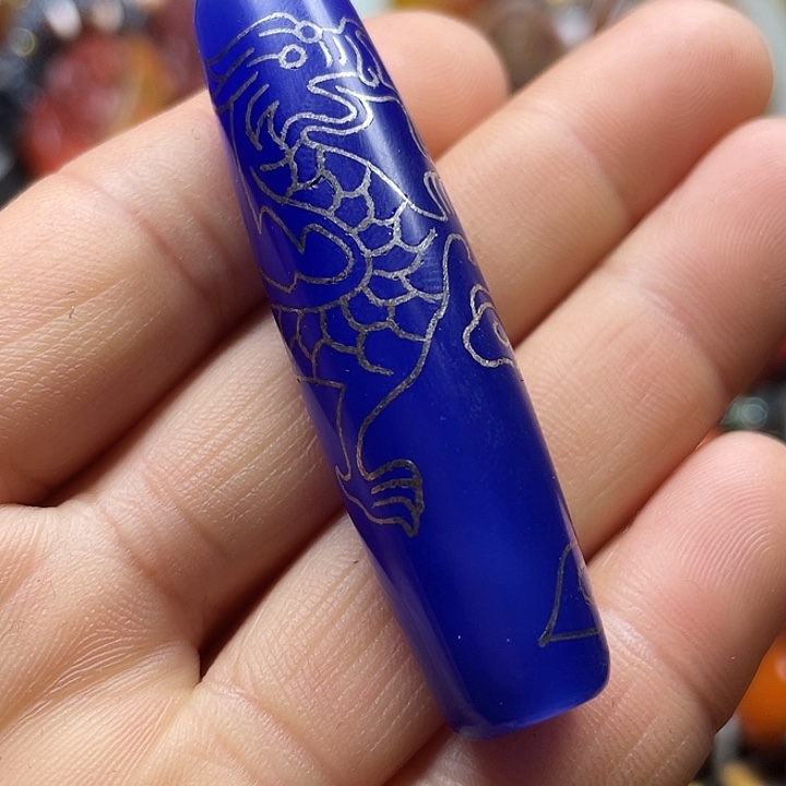 火****玛瑙/玉髓未镶嵌颈饰