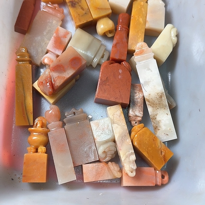 老挝石老挝石素质