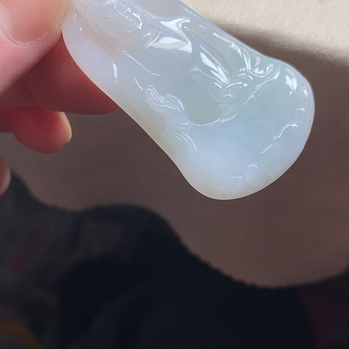 翡翠颈饰未镶嵌吊坠