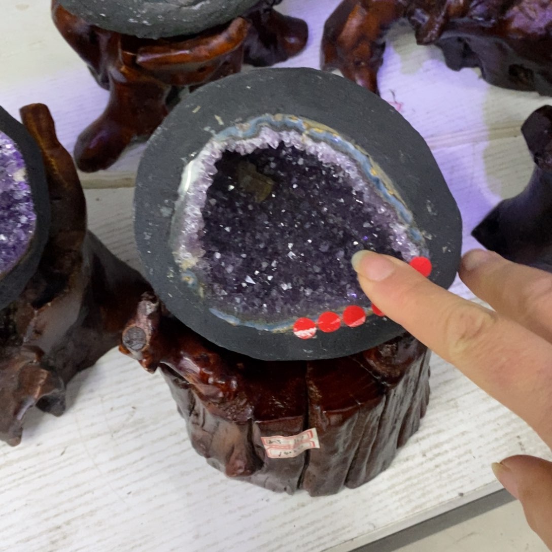 水晶摆件未镶嵌云