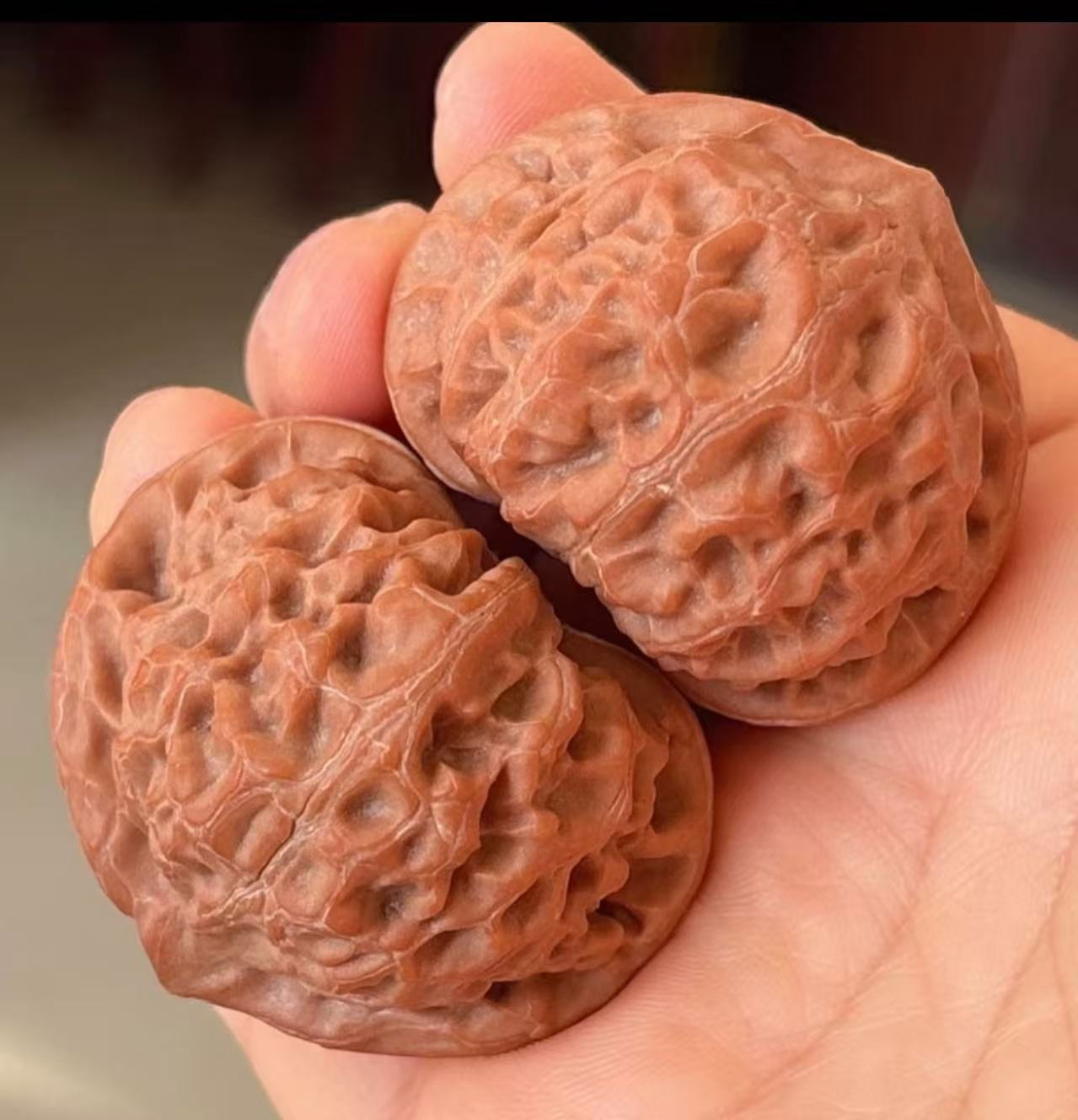 精品文玩核桃一对
